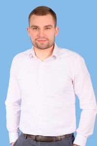 Максим Глазачев