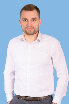 Максим Глазачев